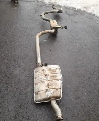 Chrysler Pacifica Muffler/silencer 