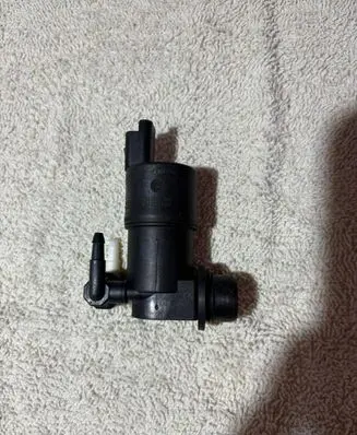 Citroen C3 Windscreen/windshield washer pump 643475
