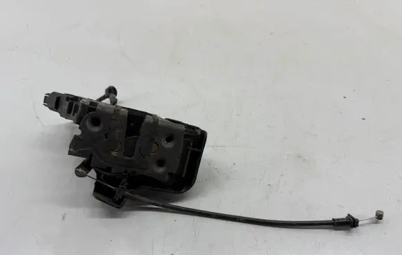 Ford Focus Front door lock