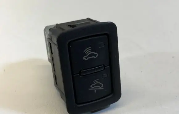 Audi A6 S6 C6 4F Alarm switch 4F0962109