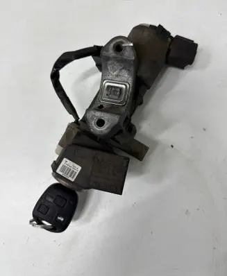 Toyota Avensis T250 Ignition lock N0501517