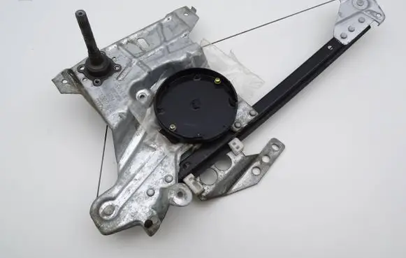 Audi A4 S4 B5 8D Rear door manual window regulator 8D0839400A
