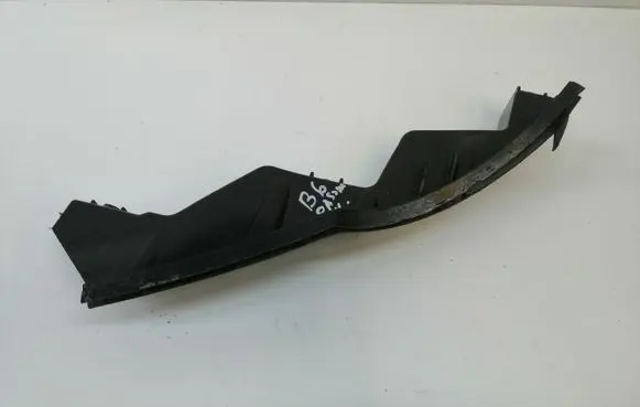 Volkswagen PASSAT B6 Front bumper mounting bracket 3C0807889