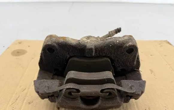 Volkswagen Transporter - Caravelle T5 Front brake caliper