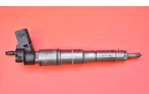 BMW X5 E70 Fuel injector 0445115050
