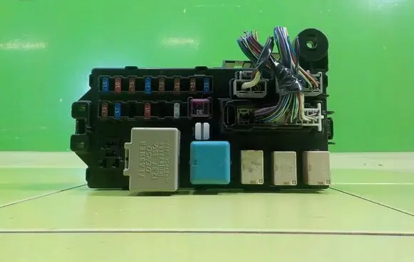 Daihatsu Terios Fuse box set 85980B1010 16AB19
