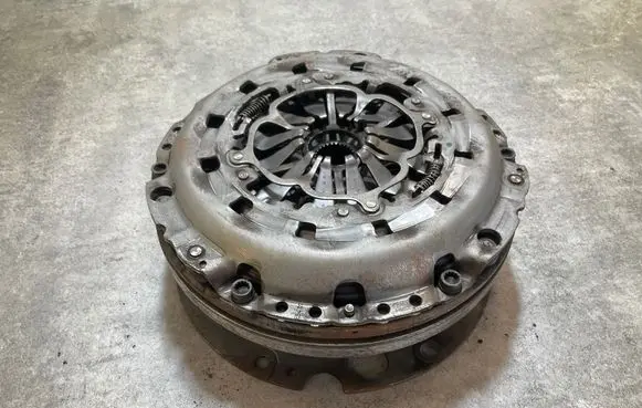 Audi Q5 SQ5 Dual mass flywheel 415034410