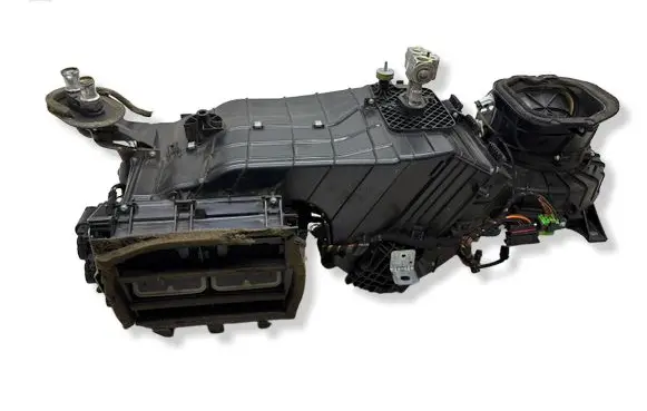 Volkswagen Touareg I Interior heater climate box assembly 7L0820005DG 7L0819988