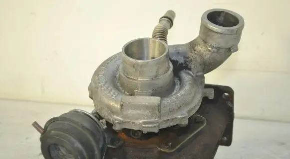 Audi A4 S4 B7 8E 8H Turbo 3503033