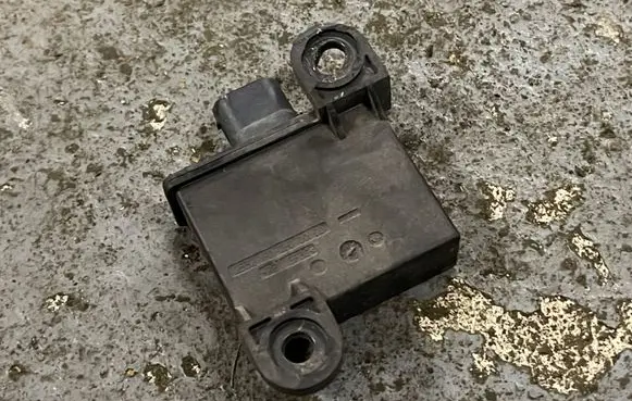 BMW 3 E92 E93 Tire pressure control unit 6771042 50766818 053300101202