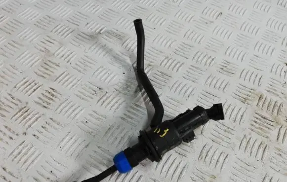 Dacia Sandero Clutch slave cylinder 306102591R 1802102 B422214227