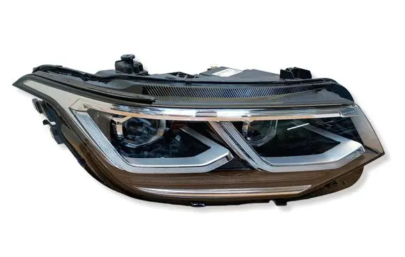Volkswagen Tiguan Headlight/headlamp 5NB941082C