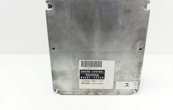 Toyota Avensis Verso Engine control unit/module 8966144360