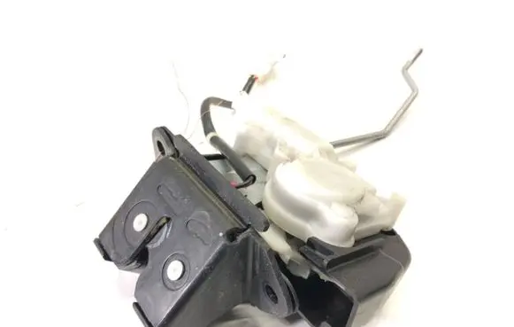 Mazda CX-7 Tailgate exterior lock 