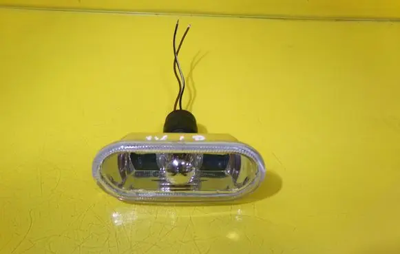 Volkswagen Golf IV Front fender indicator light 5343840