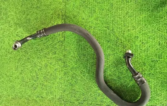 BMW M6 Oil cooling pipe 2282911