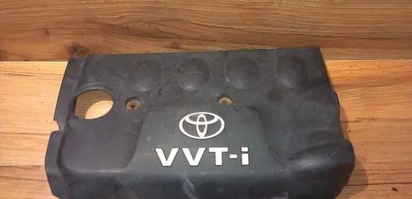 Toyota Yaris Verso Engine cover (trim) 1121221010a1