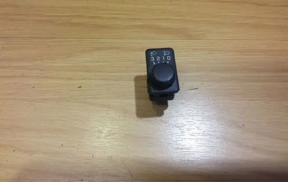 Nissan Primera Headlight level height control switch 0497