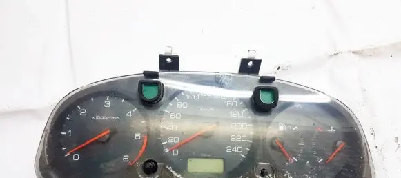 Honda Accord Speedometer (instrument cluster) HR0251019