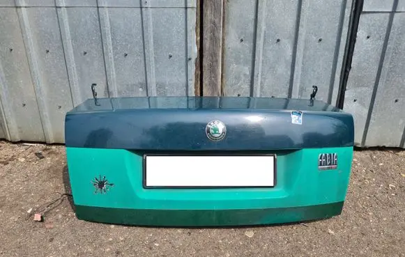 Skoda Fabia Mk1 (6Y) Tailgate/trunk/boot lid 6Y5827025A