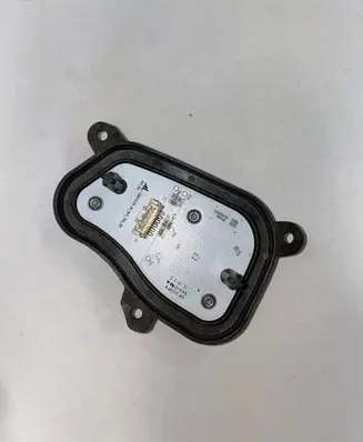 Chrysler Pacifica Headlight ballast module Xenon 6002TP0104