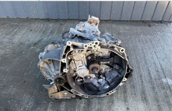 Peugeot 308 Manual 5 speed gearbox 20EA47