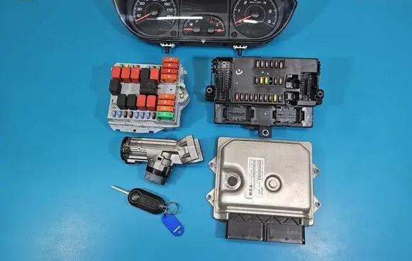 Fiat Ducato Engine control unit/module ECU 52059433 IMPRK1553343