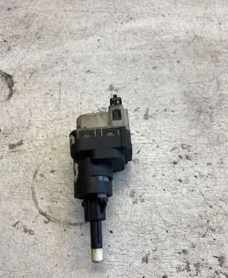 Skoda Superb B5 (3U) Brake pedal sensor switch