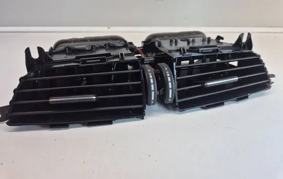 Dash center air vent grill