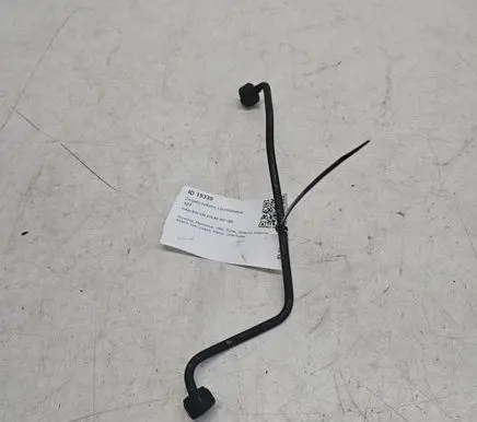 Volvo S70 V70 V70 XC Fuel injector supply line/pipe 