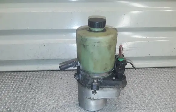 Skoda Fabia Mk2 (5J) Electric power steering pump 