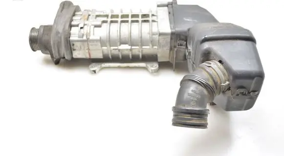 Volkswagen Golf VI Supercharger 03C276325484