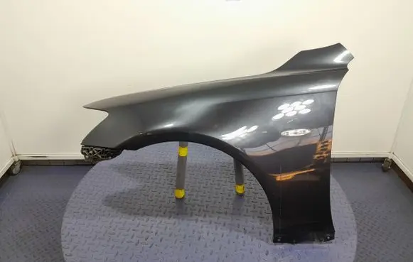 Lexus IS 220D-250-350 Fender
