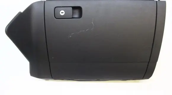 Glove box