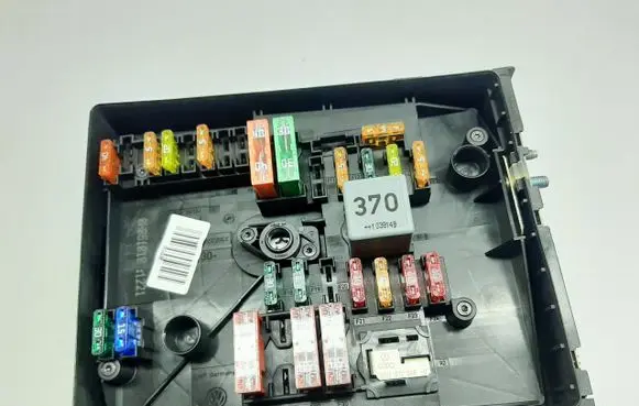 Audi A3 S3 8P Fuse box set 1K0937125D