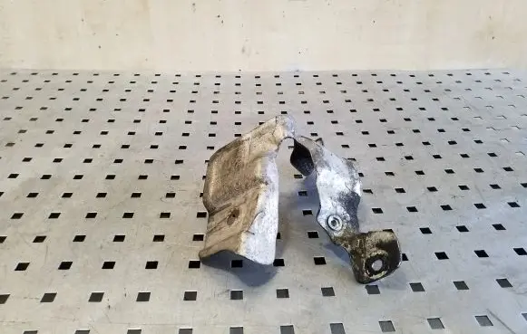 Volvo XC70 Exhaust heat shield 31411251
