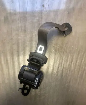 Jeep Grand Cherokee (WK) Rear seatbelt 1CL93TRMAA 041099