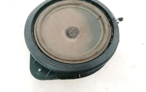 Audi A3 S3 8P Front door speaker 8P0035411