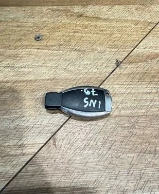 Mercedes-Benz C AMG W204 Ignition key/card