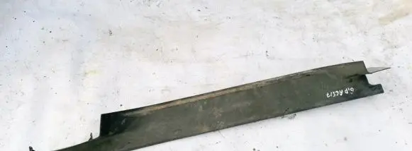Opel Zafira B Rear sill trim cover 13129337 322225228
