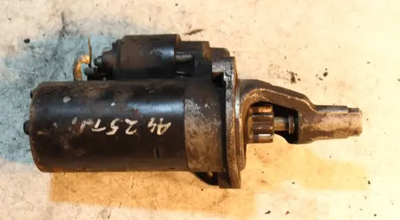 Audi A6 S6 C5 4B Starter motor 059911023H 0001109021