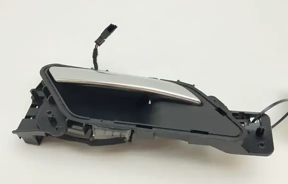 Rear door interior handle