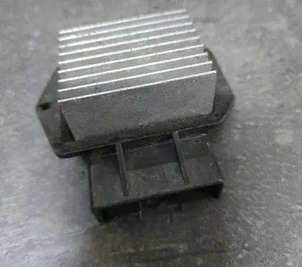 Toyota Avensis T250 Heater blower motor/fan resistor 4993002121