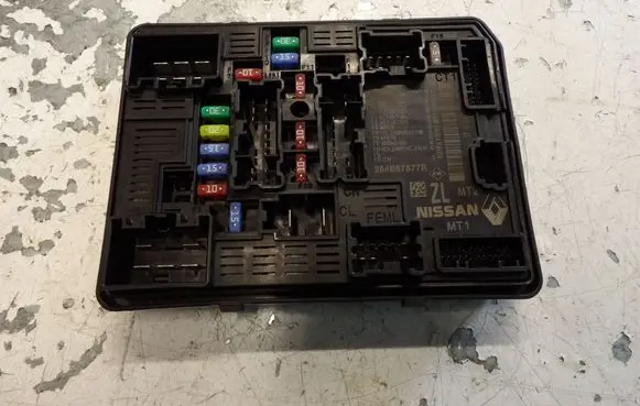 Renault Captur II BSM Control unit 284B67877R