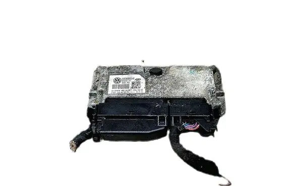 Volkswagen Golf V Engine control unit/module 03C906024K
