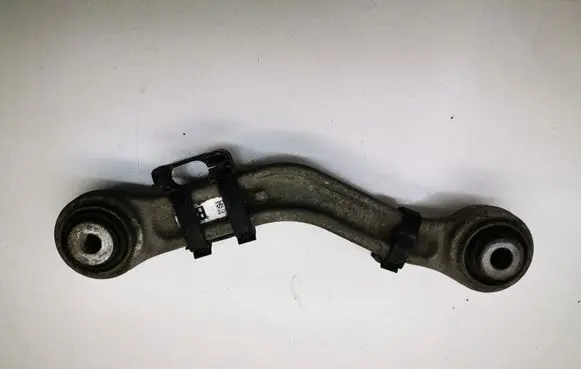 Rear upper control arm/wishbone