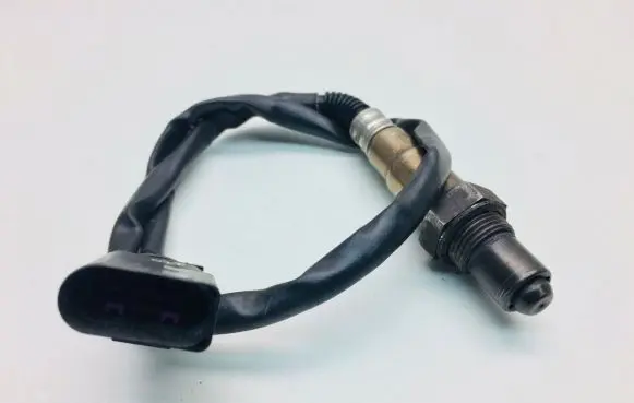 Volkswagen PASSAT B6 Lambda probe sensor 03C906262AL