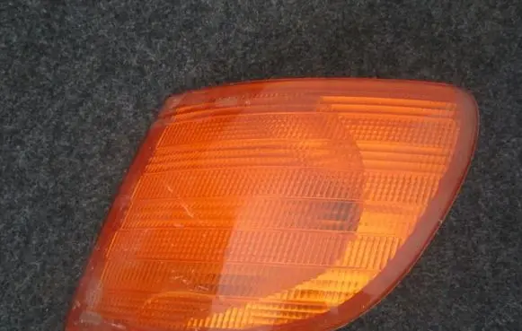 Front indicator light