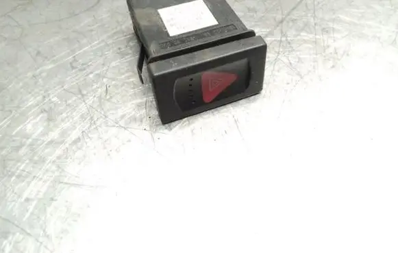 Volkswagen Sharan Hazard light switch 7M3953235 YM2113A350BAW