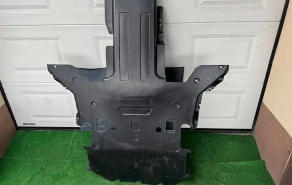 Jaguar F-Pace Engine splash shield/under tray T4A12829